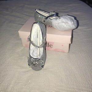 Girls silver princess shoes size 10 kids